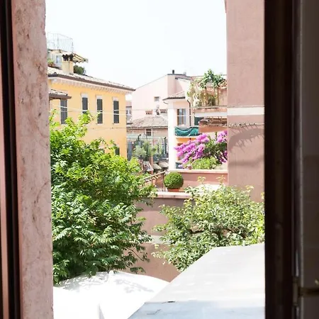 Апартаменты Welcome Traveller Il Borgo Бардолино